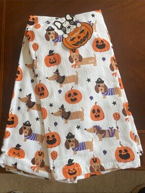 Halloween dachshund Kitchen Towels